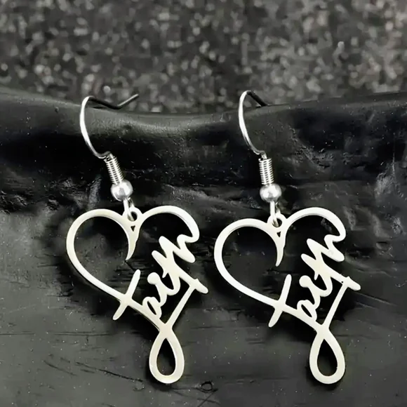 Elegant Silver Heart Earrings with Faith Inscription - Picture 3 of 3